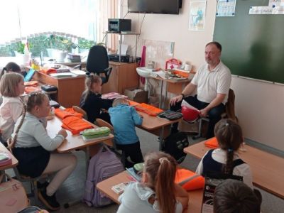 ПРАВСИЗ в гостях у учеников гимназии № 32